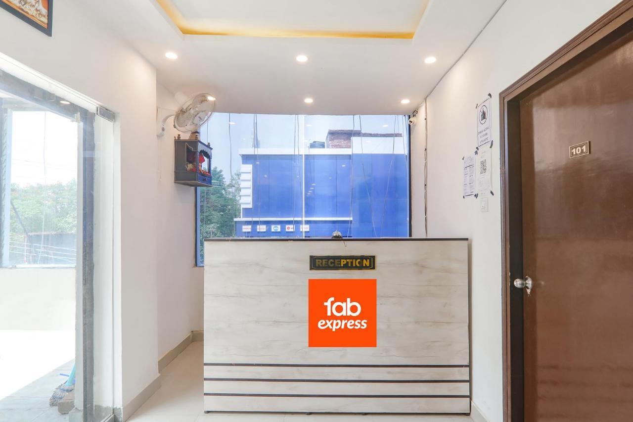 Fabexpress Elite Inn ปัฏนา ภายนอก รูปภาพ